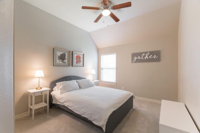 198 Hearthshire Circle, The Woodlands, TX 77354