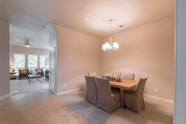 198 Hearthshire Circle, The Woodlands, TX 77354