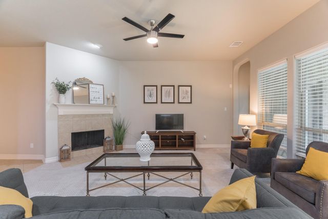 198 Hearthshire Circle, The Woodlands, TX 77354