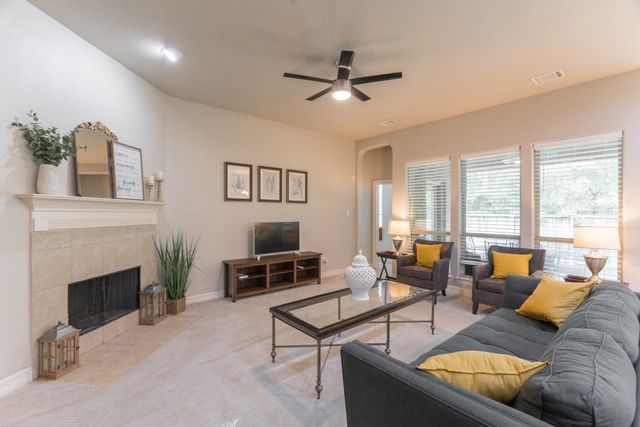 198 Hearthshire Circle, The Woodlands, TX 77354