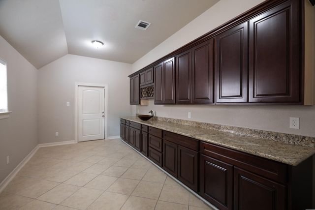198 Hearthshire Circle, The Woodlands, TX 77354