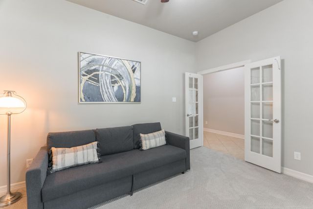 198 Hearthshire Circle, The Woodlands, TX 77354