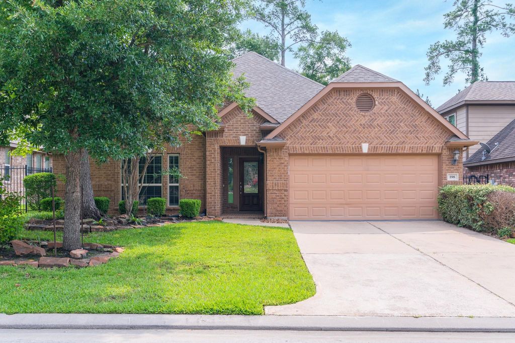 198 Hearthshire Circle, The Woodlands, TX 77354