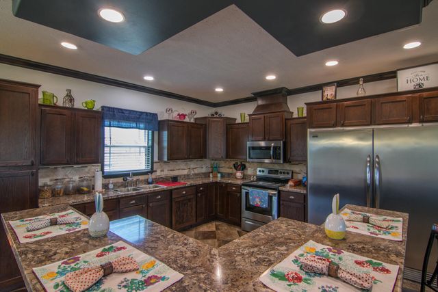 386 Oakland Lane, Harrodsburg, KY 40330