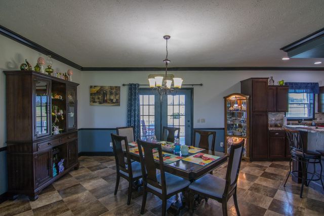 386 Oakland Lane, Harrodsburg, KY 40330