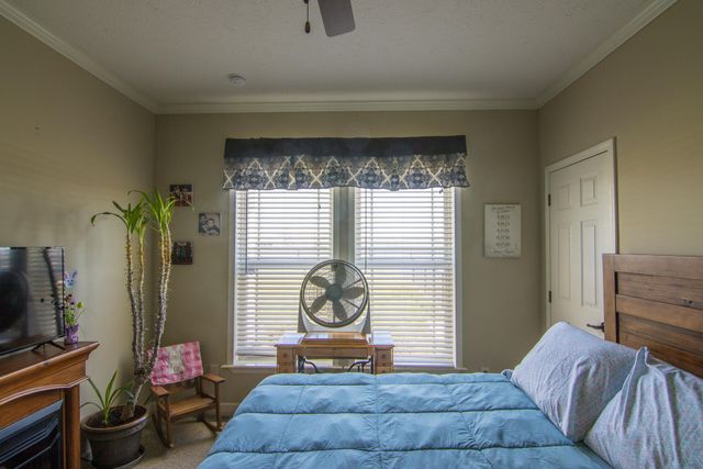 386 Oakland Lane, Harrodsburg, KY 40330
