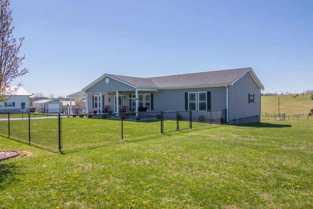 386 Oakland Lane, Harrodsburg, KY 40330