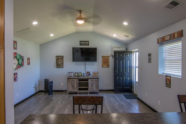 386 Oakland Lane, Harrodsburg, KY 40330