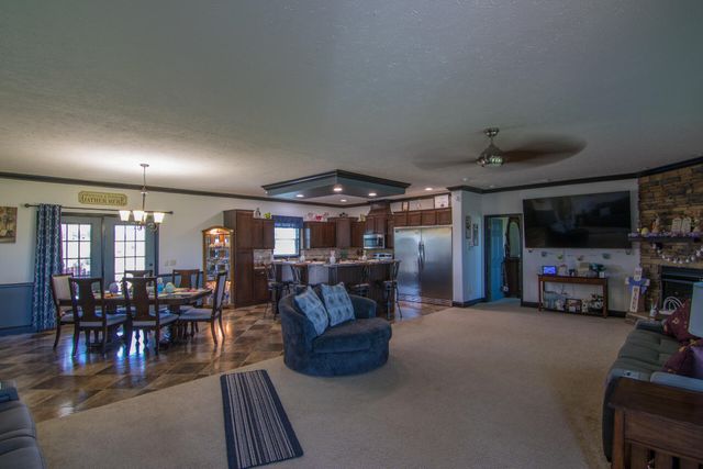386 Oakland Lane, Harrodsburg, KY 40330