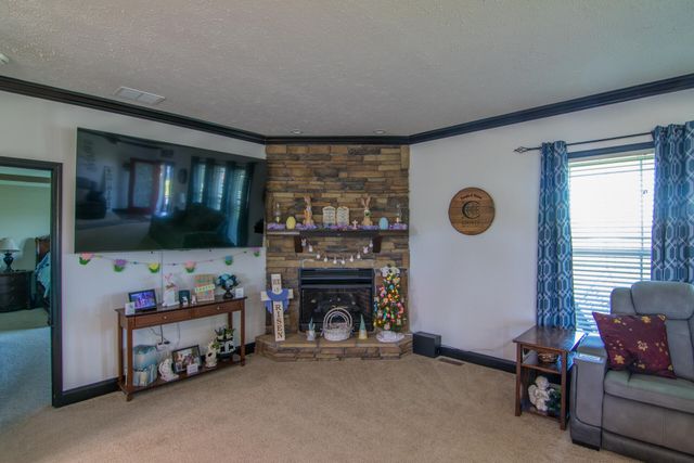 386 Oakland Lane, Harrodsburg, KY 40330