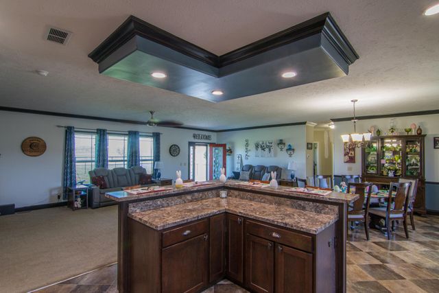 386 Oakland Lane, Harrodsburg, KY 40330