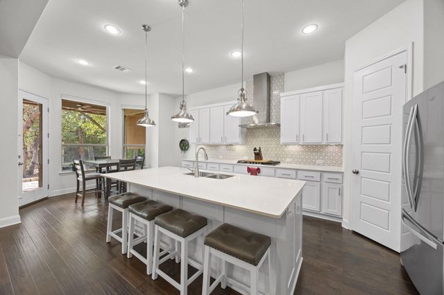 640 Goodnight TRL, Dripping Springs, TX 78620