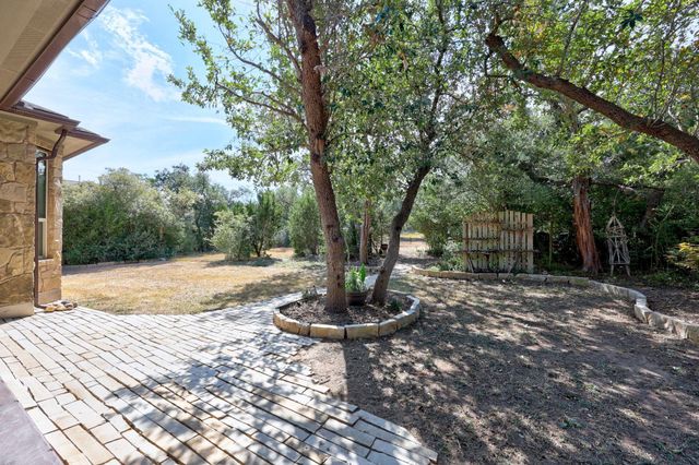 640 Goodnight TRL, Dripping Springs, TX 78620
