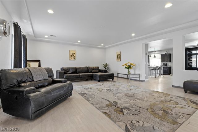 6794 Medovina Court, Las Vegas, NV 89139