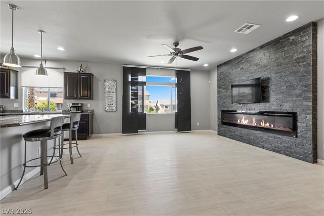 6794 Medovina Court, Las Vegas, NV 89139