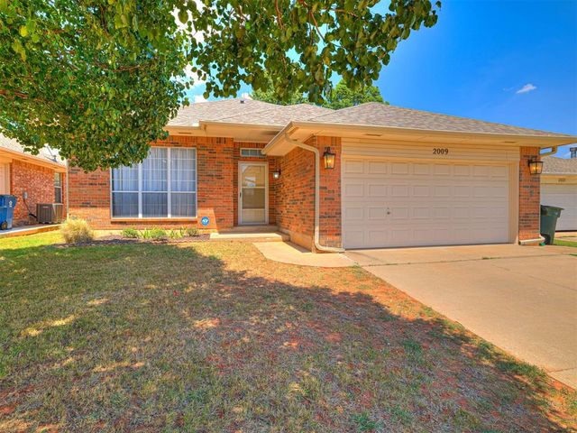 2009 Emerald Brook Court, Edmond, OK 73003