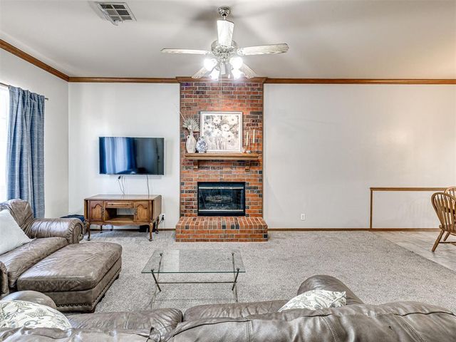 2009 Emerald Brook Court, Edmond, OK 73003