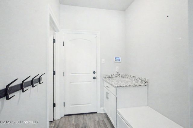 12832 Jackson Lee Drive, Ocean Springs, MS 39564