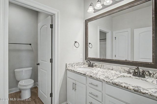 12832 Jackson Lee Drive, Ocean Springs, MS 39564