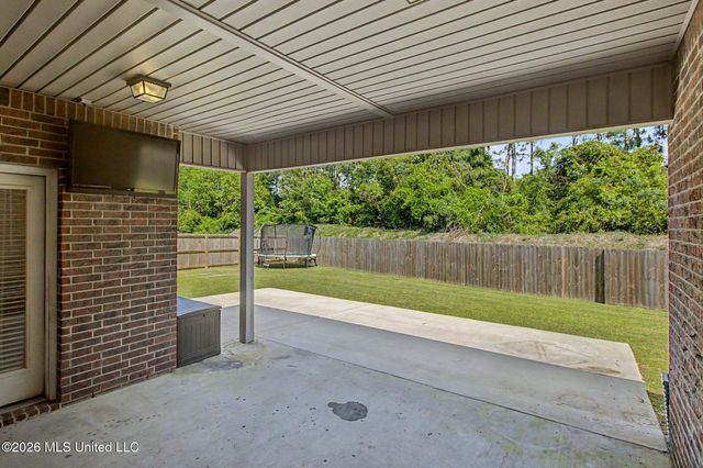 12832 Jackson Lee Drive, Ocean Springs, MS 39564