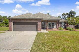 12832 Jackson Lee Drive, Ocean Springs, MS 39564