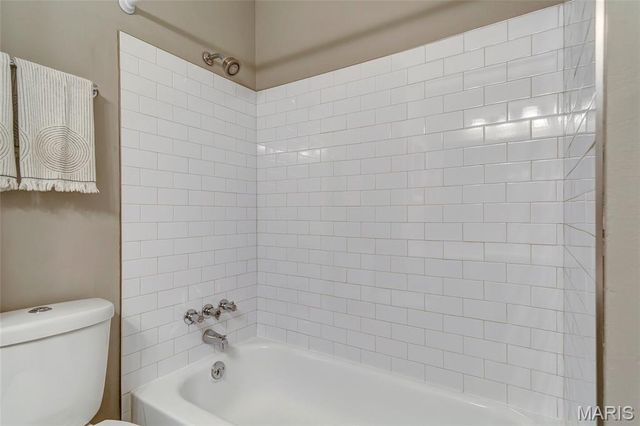 458 Queen Ann Drive, Hazelwood, MO 63042