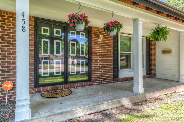458 Queen Ann Drive, Hazelwood, MO 63042