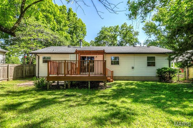 458 Queen Ann Drive, Hazelwood, MO 63042