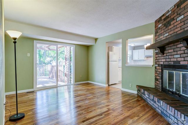 458 Queen Ann Drive, Hazelwood, MO 63042