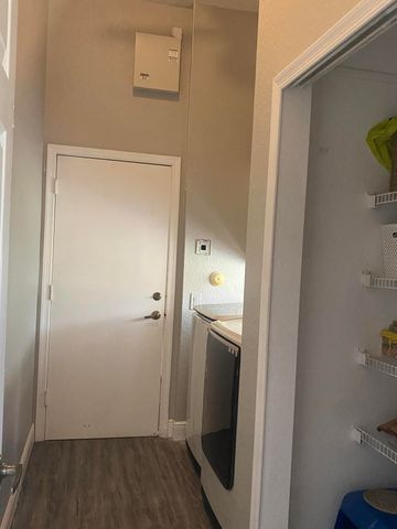 6031 Wedgewood Village Circle, Greenacres, FL 33463