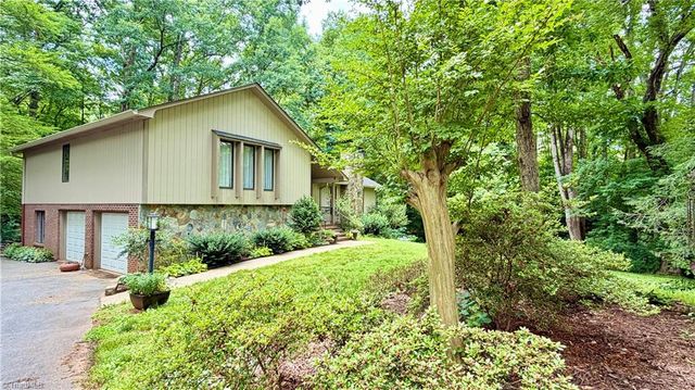 2224 E Old US Highway 421, Yadkinville, NC 27055