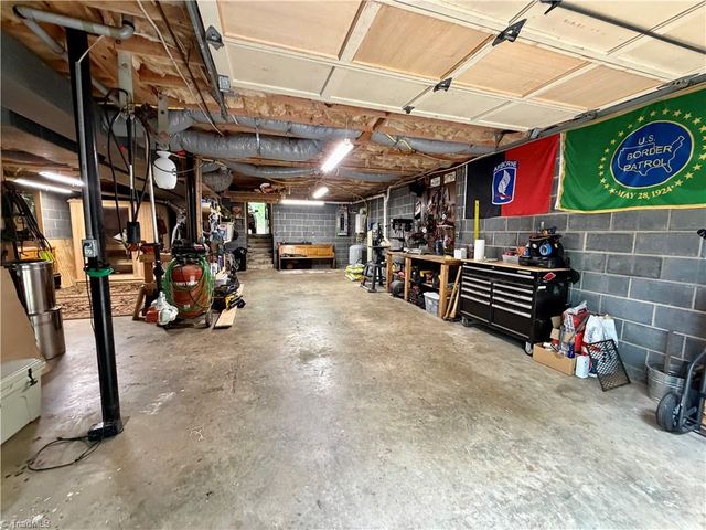 2224 E Old US Highway 421, Yadkinville, NC 27055