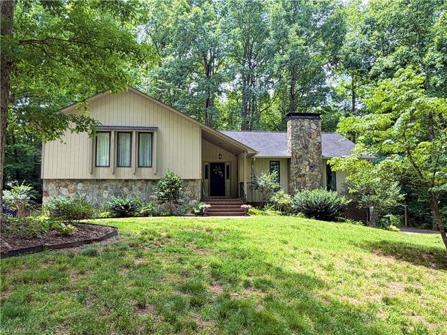 2224 E Old US Highway 421, Yadkinville, NC 27055