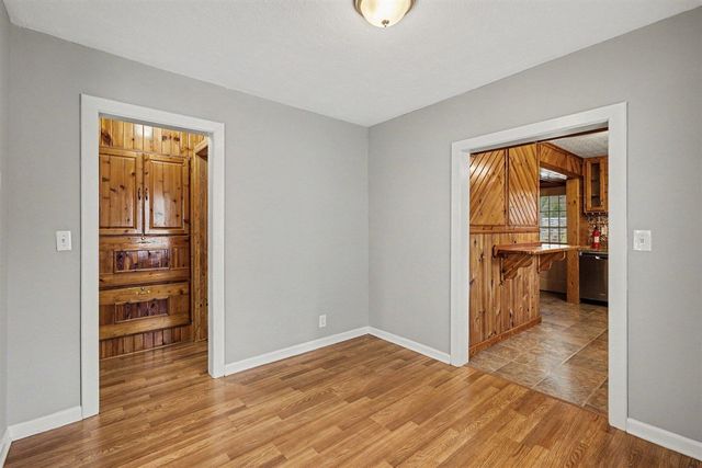 536 E Oakridge Street, Ferndale, MI 48220