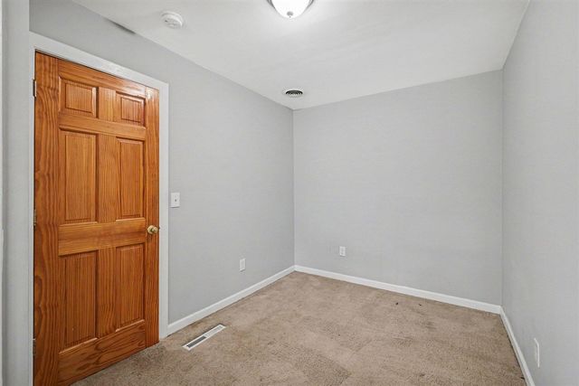 536 E Oakridge Street, Ferndale, MI 48220
