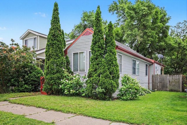 536 E Oakridge Street, Ferndale, MI 48220