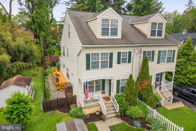235 WILLOW AVE, Wayne, PA 19087