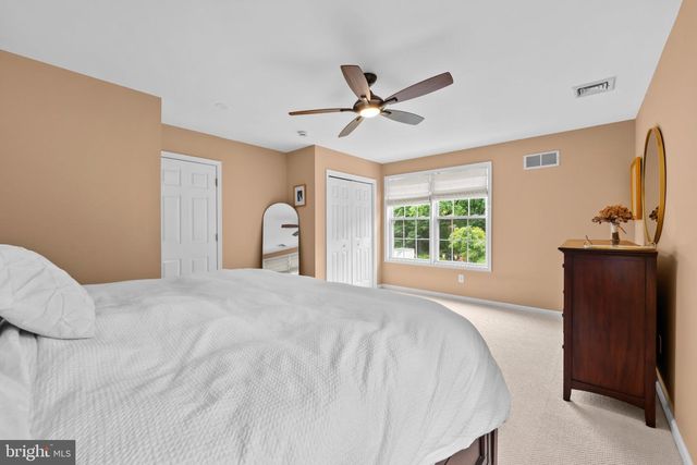 235 WILLOW AVE, Wayne, PA 19087