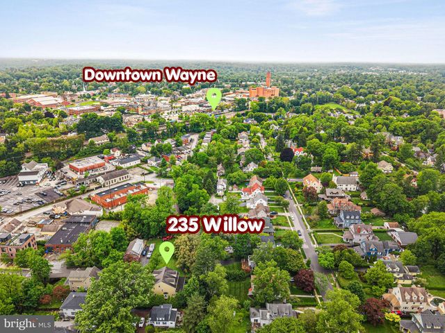 235 WILLOW AVE, Wayne, PA 19087
