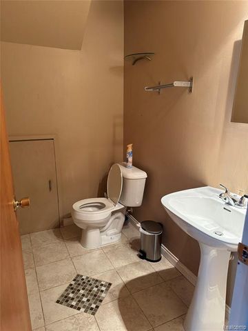 24145 Cottrell Street, Clinton Township, MI 48035