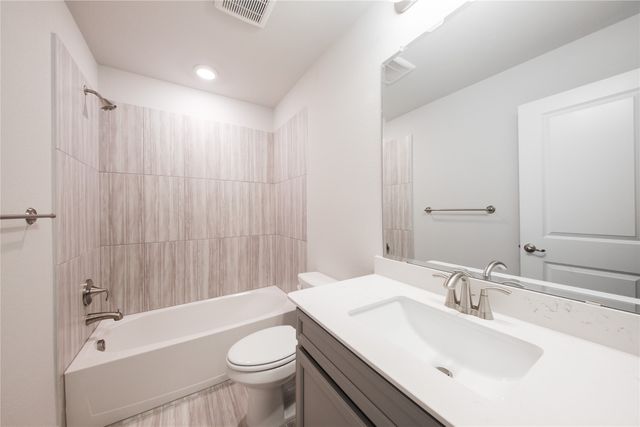 2116 Naples Drive, Rowlett, TX 75088