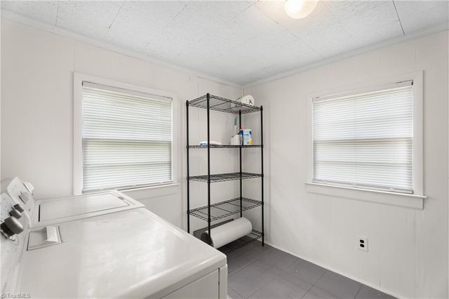 800 Miller Street, Winston-salem, NC 27103