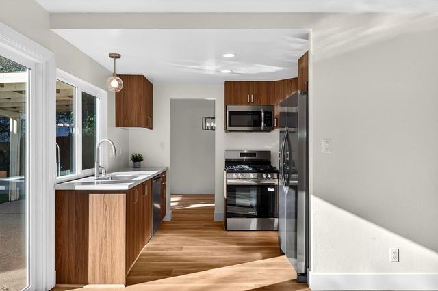 6127 Viceroy Way, Citrus Heights, CA 95610