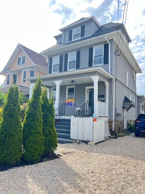 72 Chauncey Avenue, New Rochelle, NY 10801