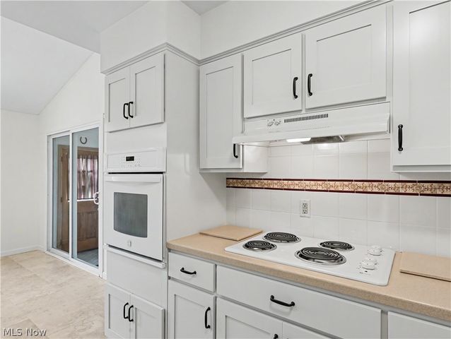2115 Daniels Avenue, Akron, OH 44312