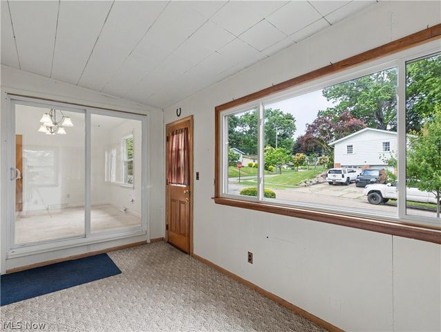 2115 Daniels Avenue, Akron, OH 44312