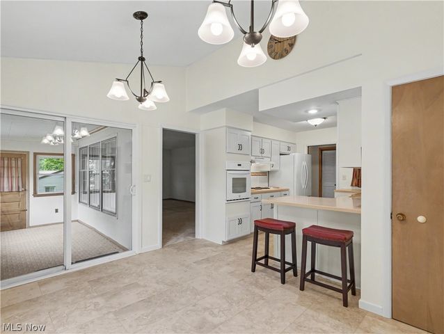2115 Daniels Avenue, Akron, OH 44312