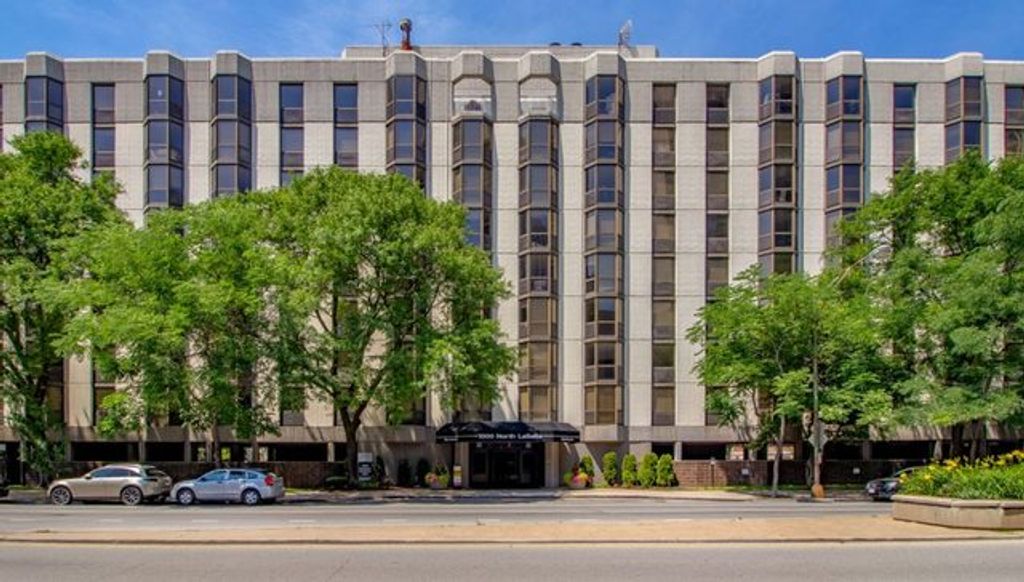 1000 N LaSalle Drive 213, Chicago, IL 60610