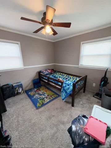 16901 Wilson Avenue, Eastpointe, MI 48021