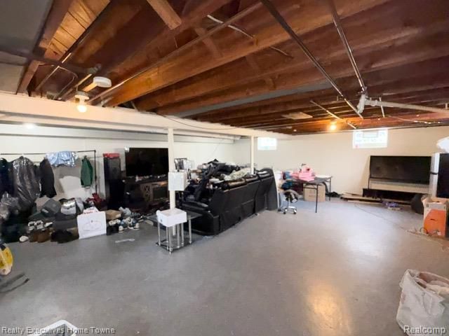 16901 Wilson Avenue, Eastpointe, MI 48021